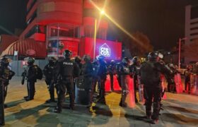 Noboa militariza sede temporal del gobierno ecuatoriano y la represión se desata sobre el paro nacional