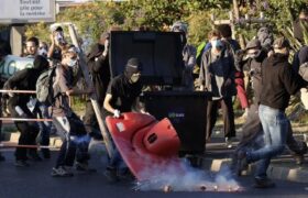 “Bloqueemos todo”: Nueva jornada de protestas en Francia y piden la renuncia de Macron