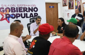 Presidente Maduro: No tenemos precio, no debemos nada a EEUU ni a esas oligarquías de los apellidos