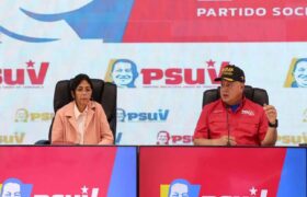 PSUV debate agenda política y refuerza plan de ofensiva permanente