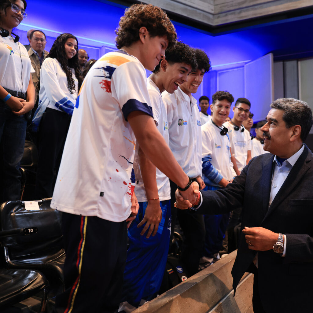 Más de 2 mil científicos venezolanos se han formado en la Agencia Bolivariana para Actividades Espaciales – Correo del Orinoco