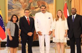 Embajadores de Cuba y Líbano entregan Cartas Credenciales al presidente Nicolás Maduro