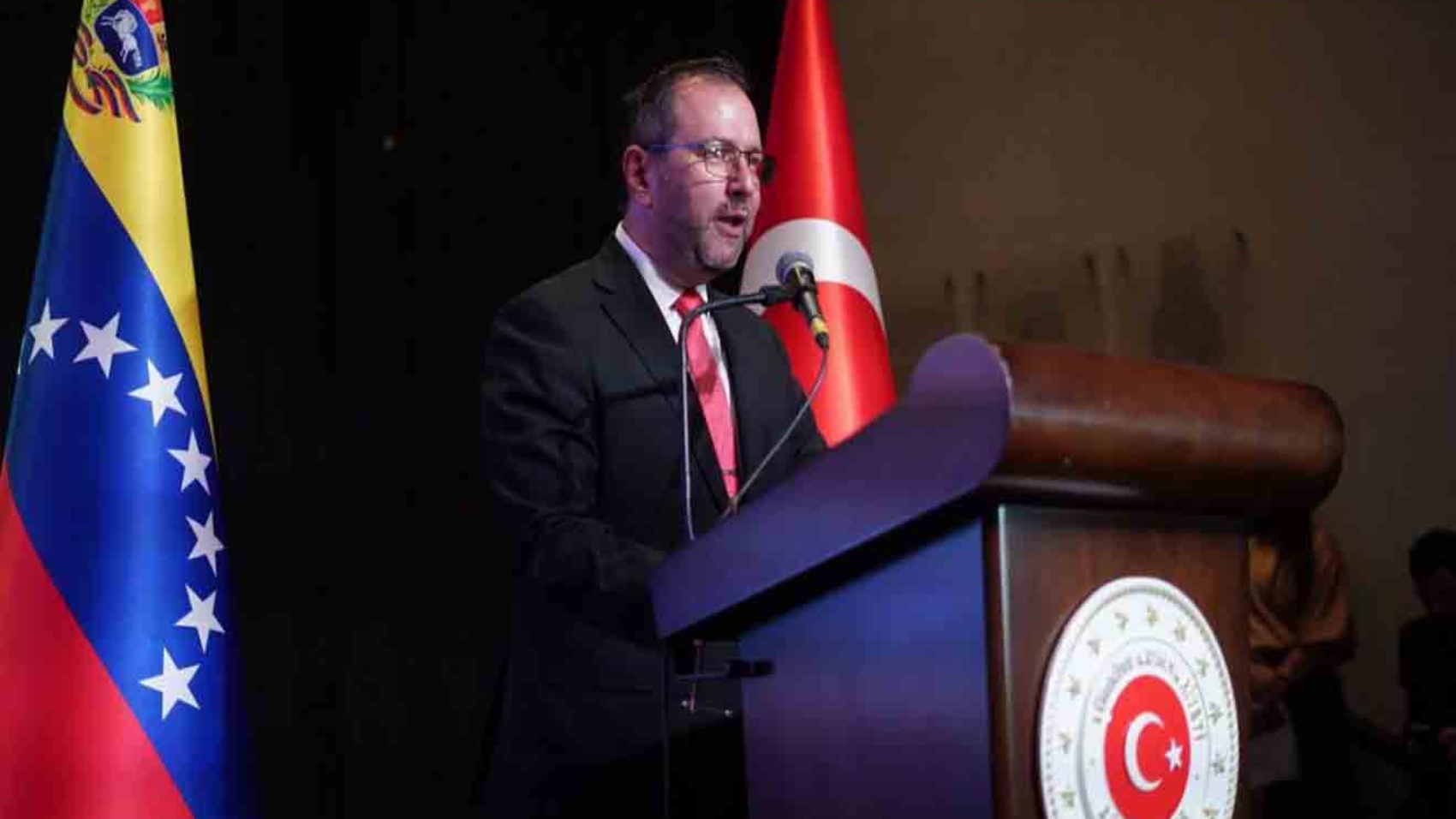 Canciller Gil