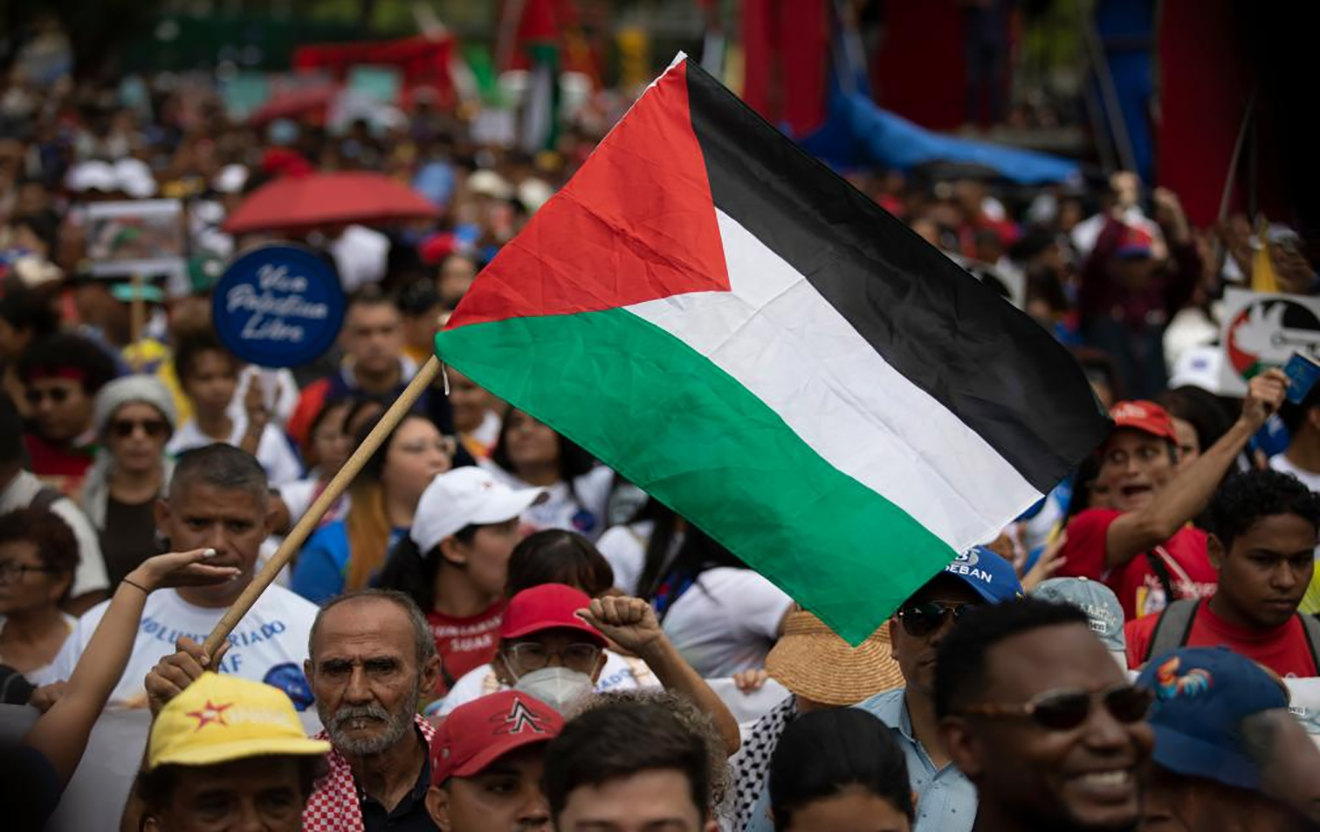 Caracas se moviliza por la paz y soberanía de Palestina y Venezuela