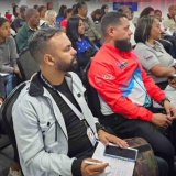 Emprendedores turísticos de Caracas recibieron formación financiera