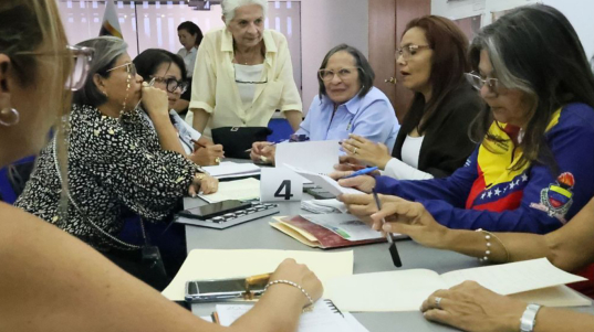 Gobierno Bolivariano instala comisión para evaluar impacto de las tareas escolares