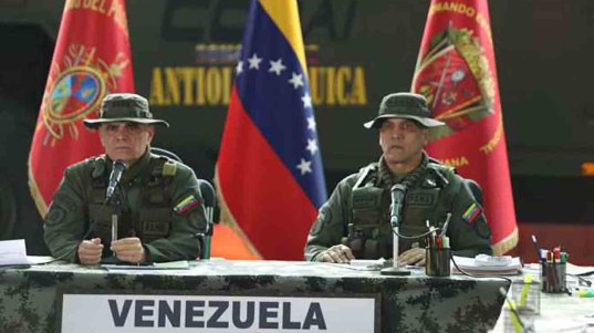 Ministro-Padrino-Lopez-696x464