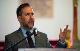 Canciller Gil celebró 23 años de la Misión Barrio Adentro: Garantía del derecho humano a la salud