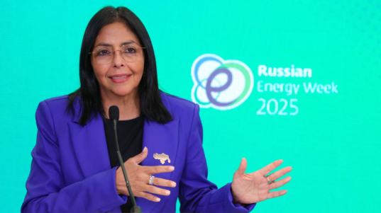 cortesia-delcy-rodriguez-ministra-de-hidrocarburos-49766