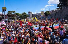 Pueblo venezolano se moviliza este lunes hasta la sede de la ONU en Parque Cristal en defensa de la paz