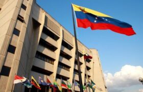 Solicitan retirar nacionalidad a Leopoldo López por llamado criminal a invasión