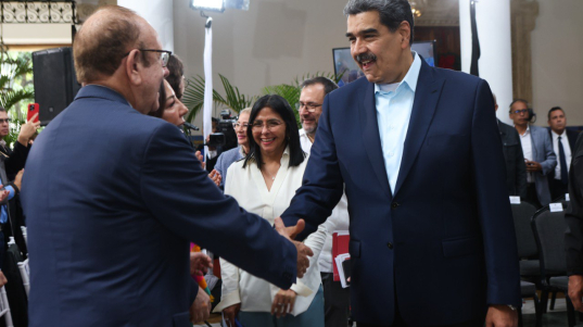 photo_5116150217228094315_y