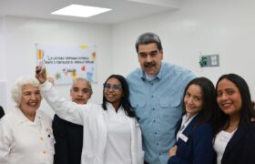Presidente Maduro advierte que EUUU quiere una guerra para imponer un gobierno títere y robarse el petróleo