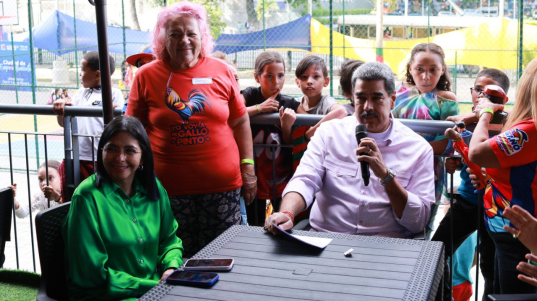 photo_5157100604386642802_y