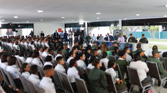 photo_5172457448932051888_y