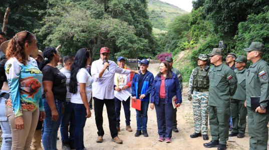 photo_5179575751634783064_y