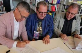 Venezuela y México firman convenio por la lectura en Nuestra América