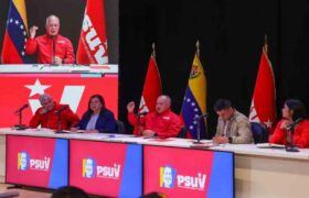 Cabello anuncia continuidad de las asambleas de los CBBI en todo el país hasta el jueves