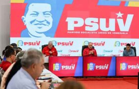 Cabello califica de extraordinaria la participación en la Consulta Popular Nacional