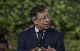 Petro exigió a Trump no amenazar la soberanía de Colombia