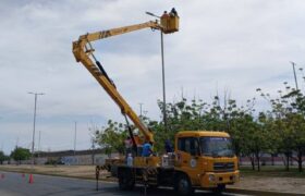 Avanzan los trabajos de modernización del alumbrado público en Sucre