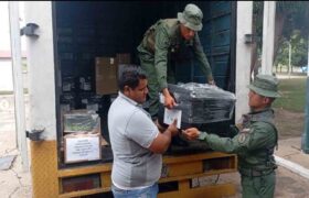 FANB comenzó despliegue de material electoral para la cuarta Consulta Popular