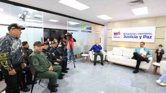 photo_4920731863844850598_y