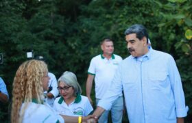 Presidente Maduro insta a la participación masiva en la consulta npopular del 23Nov
