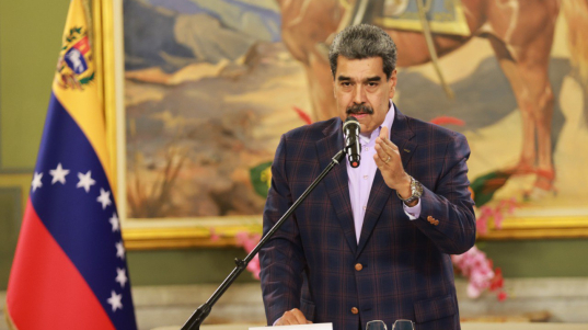 photo_4945115612954954535_y