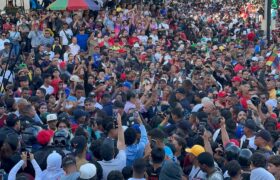 Maduro juramentó a 5.336 Comités de Base de la Juventud