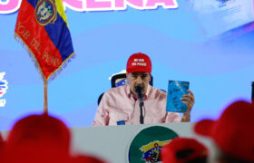Maduro ordena afinar plan de combate de cuerpos combatientes de clase obrera
