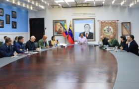 Líder de la Revolución Bolivariana instó a medios de EE.UU. a no ceder ante los lobbys corruptos de Miami