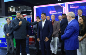 Presidente Maduro destaca crecimiento del Motor Telecomunicaciones por encima del 7%