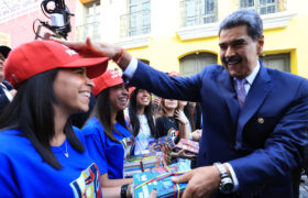 Presidente Maduro: «Todo el mal que nos trata de hacer el imperio estadounidense se va convirtiendo en bendiciones»
