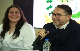 Ministro Ñáñez: La sociedad debe enfrentar riesgos digitales con pensamiento crítico