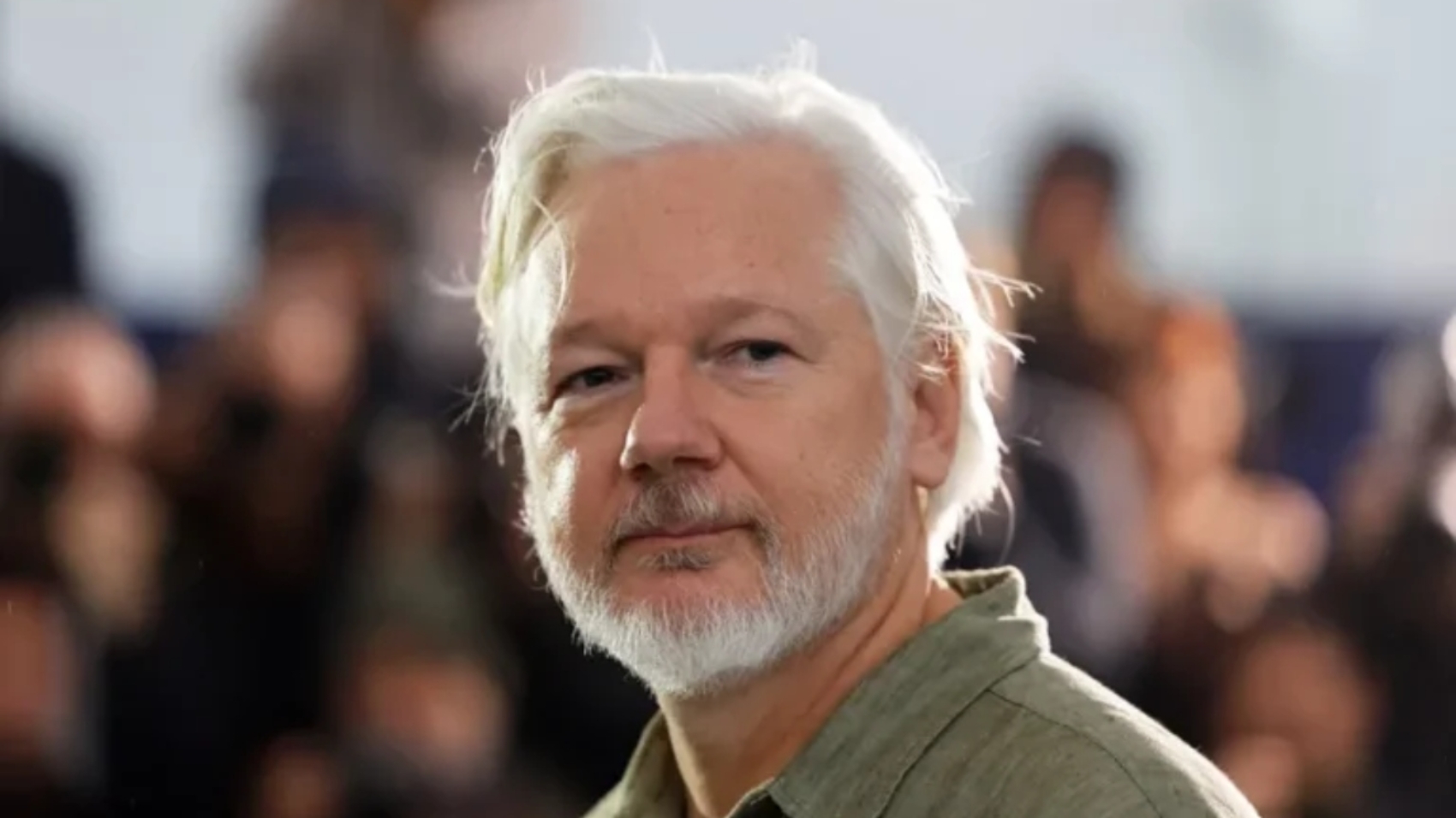 Assange (1)