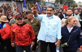 Presidente Maduro lidera marcha conmemorativa por los 166 años de la Batalla de Santa Inés