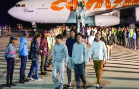 EEUU pide autorización a Venezuela para reanudar vuelos de repatriación