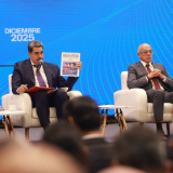 photo_5026171416881072982_y