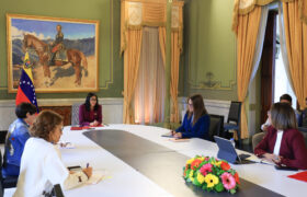 Delcy Rodríguez: «Cada dólar de nuestra industria petrolera y gasífera se destinará a la salud del pueblo»