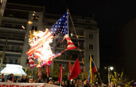 «Manos fuera de Venezuela»: Protestas en todo el mundo en apoyo a Maduro