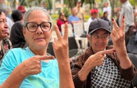 Abuelos de la patria se concentraron para exigir liberación del presidente Maduro y la primera dama Cilia Flores