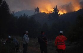 Más de 20.000 los damnificados y 21 fallecidos por incendios en Chile