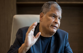Correa atribuye a Maduro un ciclo prolongado de expansión económica en Venezuela