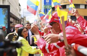Delcy Rodríguez aboga por el diálogo y afirma que Venezuela está lista para encarar diplomáticamente a EE.UU.