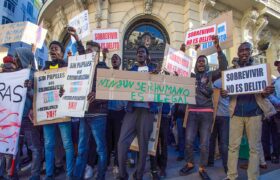 España aprueba proceso extraordinario de regularización para personas migrantes