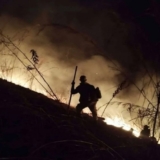 Gobierno Bolivariano intensifica labores para sofocar nuevo incendio en el Parque Nacional Henri Pittier