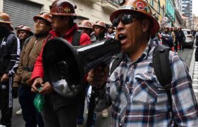 Gobierno boliviano anuncia suspensión de decreto que causa protestas