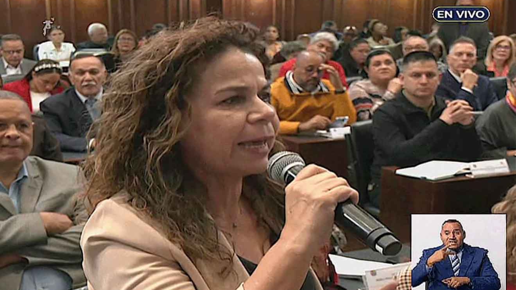 Iris Varela