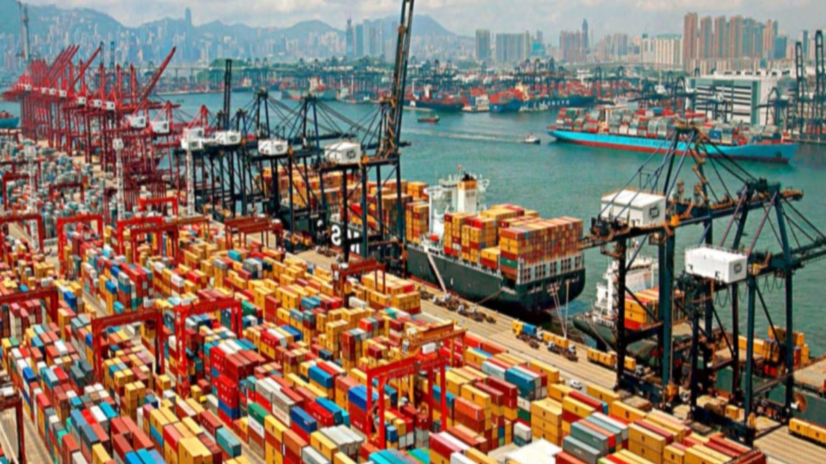 Shanghai-port-1320x670